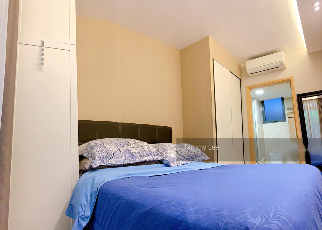 La Fiesta (D19), Condominium #208252961
